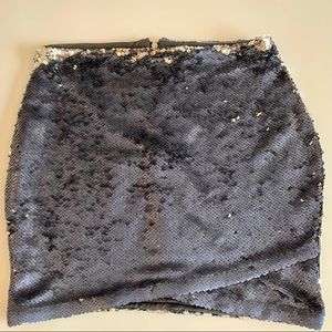 Cuidado Con El Perro Flip Sequence Skirt